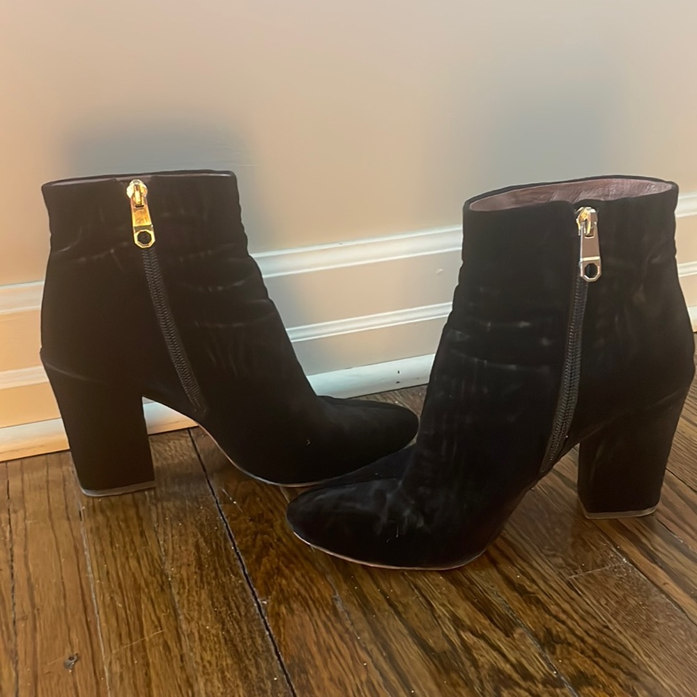 Louise et Cie black ankle boots.